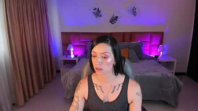 Snapshot of Kristen_Garner chatting on September 17, 2025, 7:48 pm Kristen Garner online show from September 17, 2025, 7:48 pm