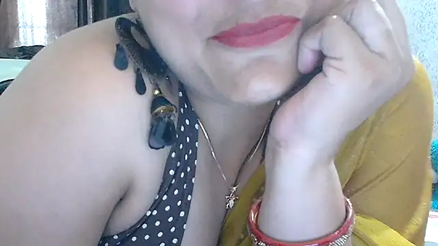Snapshot of Maria_55 chatting on May 29, 2026, 6:22 am Maria 55 online show from May 29, 2026, 6:22 am