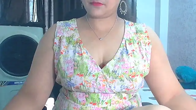 Snapshot of Maria_55 chatting on July 12, 2026, 7:32 am Maria 55 online show from July 12, 2026, 7:32 am