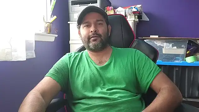 Snapshot of Sakhtlaundaz chatting on January 11, 2025, 7:16 pm Sakhtlaundaz online show from January 11, 2025, 7:16 pm