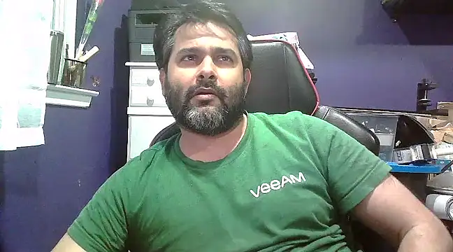 Snapshot of Sakhtlaundaz chatting on January 24, 2025, 11:23 pm Sakhtlaundaz online show from January 24, 2025, 11:23 pm