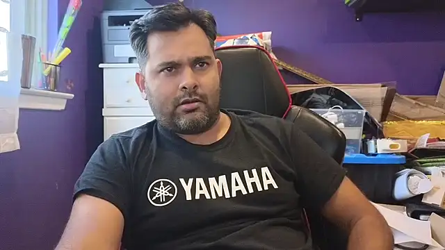 Snapshot of Sakhtlaundaz chatting on March 11, 2025, 9:26 pm Sakhtlaundaz online show from March 11, 2025, 9:26 pm