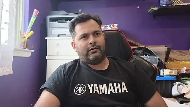 Snapshot of Sakhtlaundaz chatting on March 12, 2025, 4:46 pm Sakhtlaundaz online show from March 12, 2025, 4:46 pm