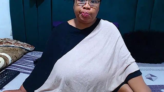 Snapshot of PASION_THUNDERX23 chatting on June 5, 2026, 1:12 am PASION THUNDERX23 online show from June 5, 2026, 1:12 am