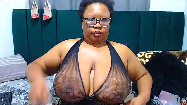 Snapshot of PASION_THUNDERX23 chatting on June 14, 2026, 8:33 pm PASION THUNDERX23 online show from June 14, 2026, 8:33 pm