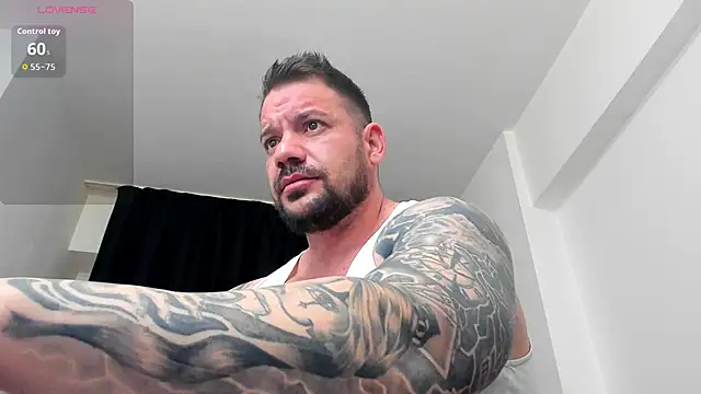 musclemonster31 online show from March 28, 2026, 4:45 am