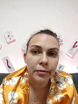 Snapshot of LEAsquirt91 chatting on December 3, 2025, 10:08 pm LEAsquirt91 online show from December 3, 2025, 10:08 pm