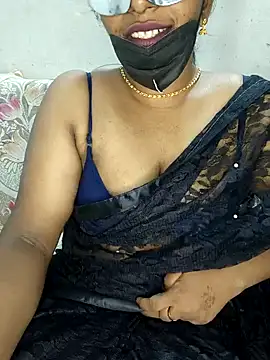 Snapshot of Malluivaniya chatting on January 23, 2025, 6:56 pm Malluivaniya online show from January 23, 2025, 6:56 pm