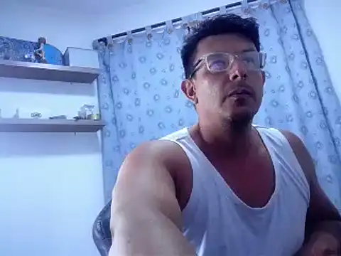 Snapshot of pedropicapi chatting on January 26, 2025, 11:29 pm pedropicapi online show from January 26, 2025, 11:29 pm