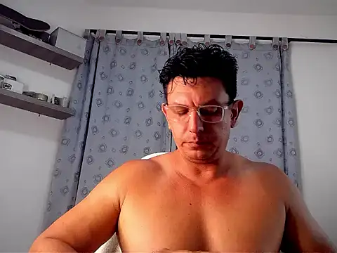 Snapshot of pedropicapi chatting on November 1, 2025, 12:45 am pedropicapi online show from November 1, 2025, 12:45 am