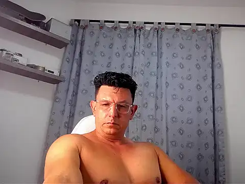 Snapshot of pedropicapi chatting on November 12, 2025, 10:41 pm pedropicapi online show from November 12, 2025, 10:41 pm