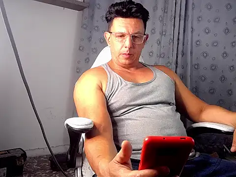 Snapshot of pedropicapi chatting on November 17, 2025, 10:48 pm pedropicapi online show from November 17, 2025, 10:48 pm