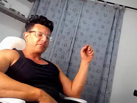 Snapshot of pedropicapi chatting on November 22, 2025, 11:26 pm pedropicapi online show from November 22, 2025, 11:26 pm