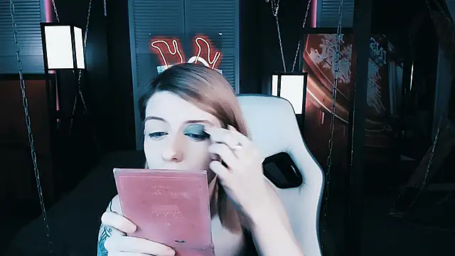 Noah ElmerX online show from December 30, 2024, 5:44 pm