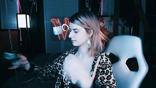 Noah ElmerX online show from January 10, 2025, 8:15 pm