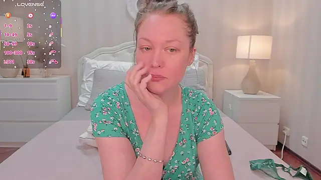 CutieGinger online show from May 9, 2026, 11:10 pm