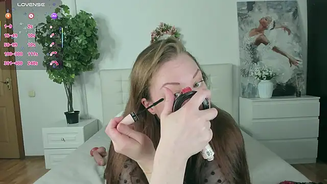 CutieGinger online show from May 22, 2026, 5:58 am