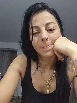 Snapshot of bruneta_sexy23 chatting on June 18, 2026, 2:45 am bruneta sexy23 online show from June 18, 2026, 2:45 am