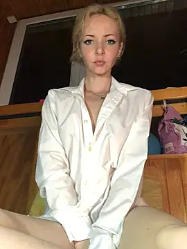 Kristina03 online show from February 17, 2025, 10:47 pm