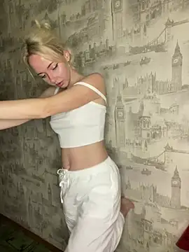 Kristina03 online show from April 25, 2026, 8:50 pm