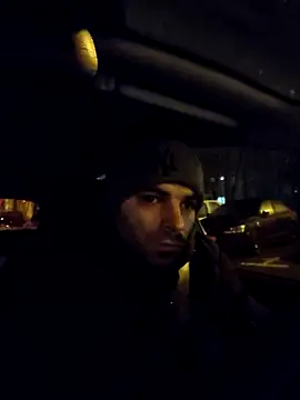 Snapshot of J0nyhson chatting on February 25, 2026, 4:11 am J0nyhson online show from February 25, 2026, 4:11 am