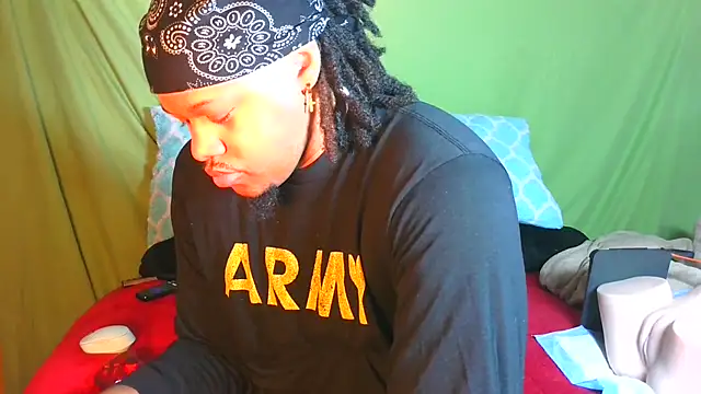 Snapshot of Carolinayoungin chatting on October 21, 2025, 7:14 pm Carolinayoungin online show from October 21, 2025, 7:14 pm