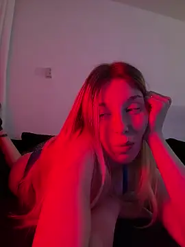 Snapshot of VeraSerephina chatting on March 12, 2025, 11:12 pm VeraSerephina online show from March 12, 2025, 11:12 pm