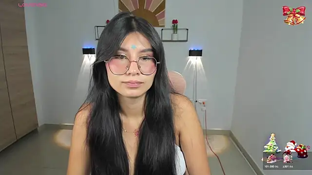 Snapshot of emily_villamil chatting on December 21, 2025, 5:31 pm emily villamil online show from December 21, 2025, 5:31 pm