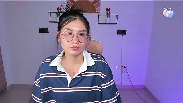 emily villamil online show from June 26, 2026, 8:46 pm