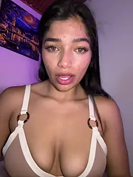 AgathaGeorgiou online show from August 4, 2026, 10:12 pm