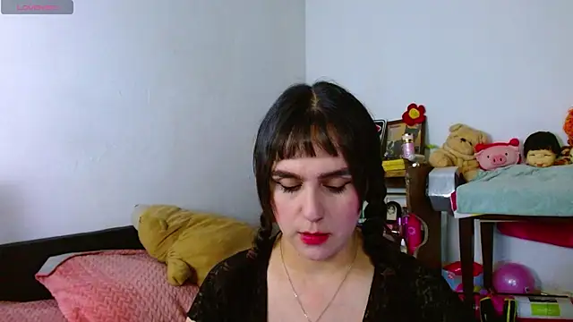 collette beaufoy  online show from July 20, 2026, 11:40 pm