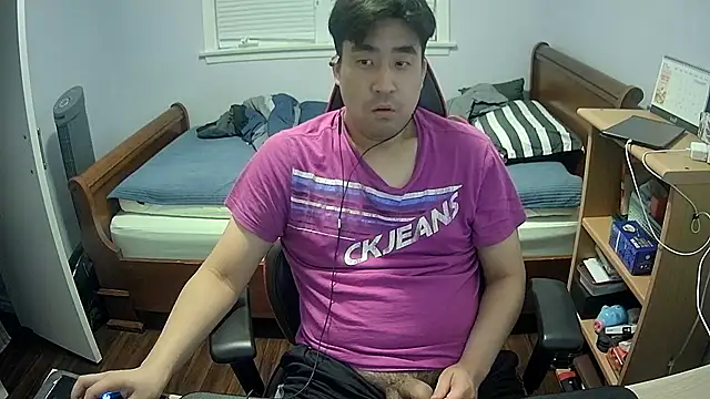 Koreanboy171 online show from February 26, 2026, 4:44 am