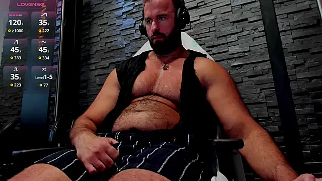 Snapshot of David_Big_Daddy chatting on July 18, 2026, 6:01 pm David Big Daddy online show from July 18, 2026, 6:01 pm