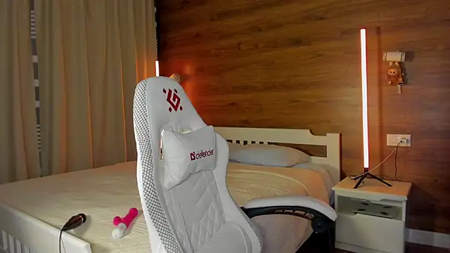 Elizabeth Hottie  online show from January 31, 2026, 11:58 pm