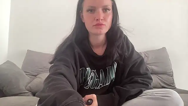 mariemelissah online show from February 17, 2026, 10:23 am