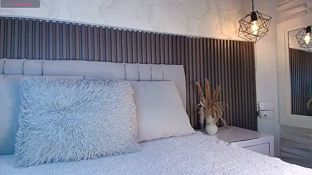 SHANONCLARK online show from March 14, 2026, 6:13 pm