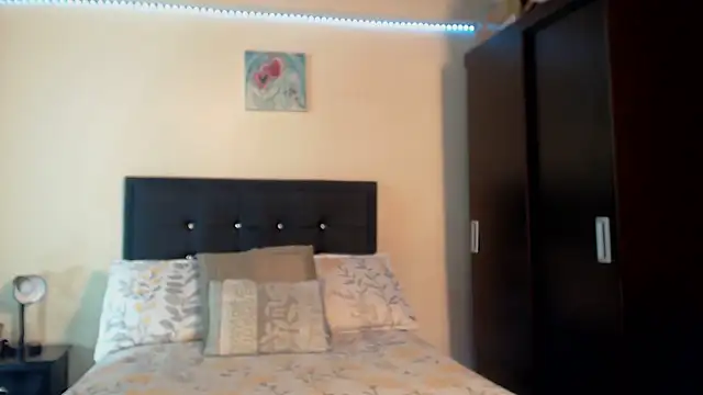 Snapshot of bhritany_brow chatting on March 1, 2025, 3:32 am bhritany brow online show from March 1, 2025, 3:32 am