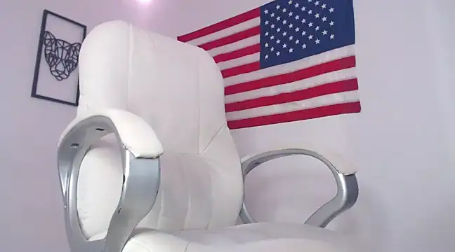 Snapshot of taylor_cruz chatting on January 16, 2025, 3:23 am taylor cruz online show from January 16, 2025, 3:23 am