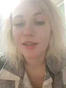 Snapshot of Linda_Gregory chatting on December 7, 2024, 12:30 am Linda Gregory online show from December 7, 2024, 12:30 am