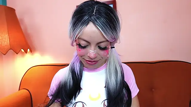 miss canndy online show from March 7, 2026, 7:22 pm