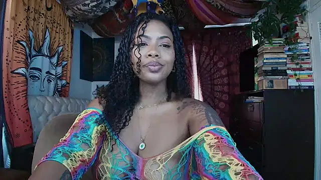 Snapshot of ElizaGrey_ chatting on May 21, 2026, 2:13 pm ElizaGrey online show from May 21, 2026, 2:13 pm