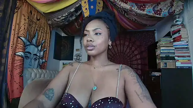Snapshot of ElizaGrey_ chatting on May 30, 2026, 11:57 pm ElizaGrey online show from May 30, 2026, 11:57 pm