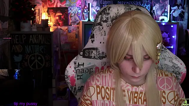 ShiroiFubuki online show from March 7, 2025, 6:33 pm