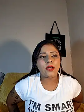Snapshot of IndianBibix chatting on June 24, 2026, 6:40 pm IndianBibix online show from June 24, 2026, 6:40 pm