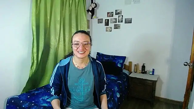 monkeywillwhite online show from October 23, 2025, 2:11 am