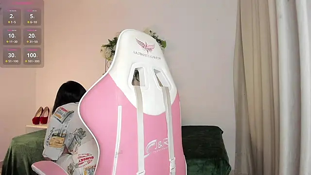 Jiggly   online show from October 11, 2025, 1:16 am