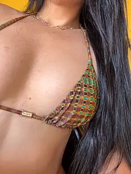 Snapshot of lupyta20 chatting on November 22, 2025, 12:48 pm lupyta20 online show from November 22, 2025, 12:48 pm