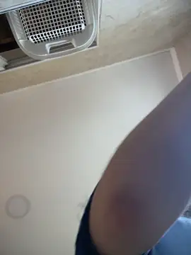 Lia flowers online show from September 28, 2025, 8:36 pm