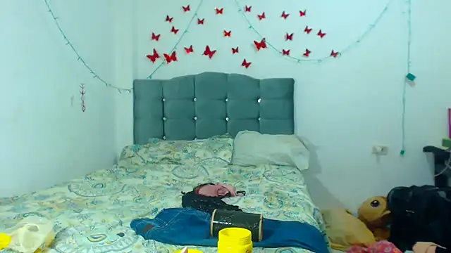 AmaraRoberts420 online show from January 30, 2025, 2:47 pm