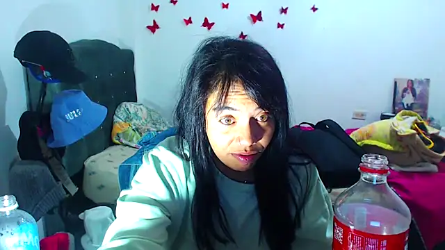 AmaraRoberts420 online show from September 15, 2025, 12:21 am